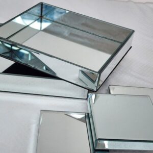 Mirrored Square Trays